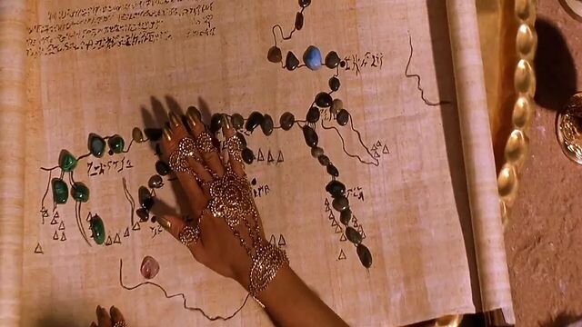 Kelly Hu - король скорпионов