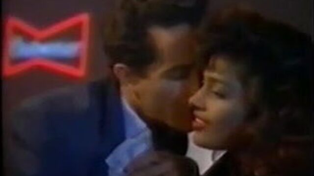 Juliet Reagh эротическая эротическая сцена в ванной