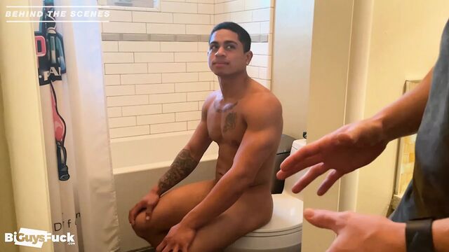 Первый анал, да, пожалуйста!