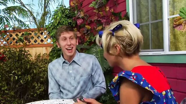 Пародия Brady Связи XXX