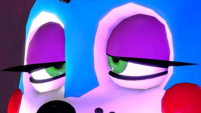 Игрушка Bonnie играет с собой