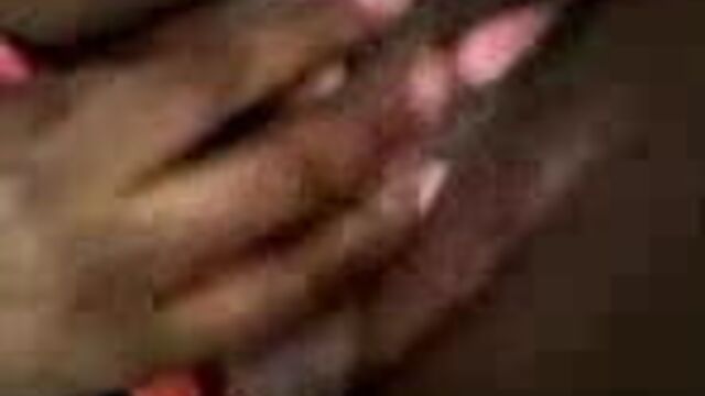 Негра batendo Siririca