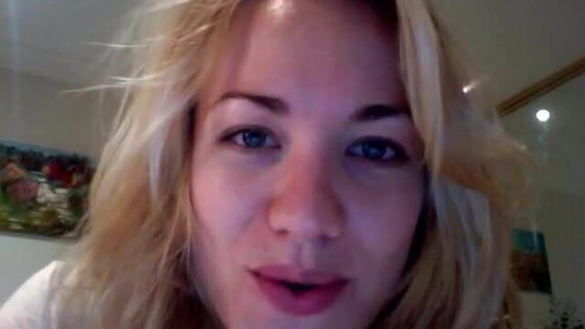 Yvonne Страховски