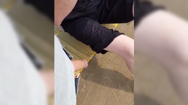 Пляж Ainsdale в южном порте дрочит и делает минет - сюда