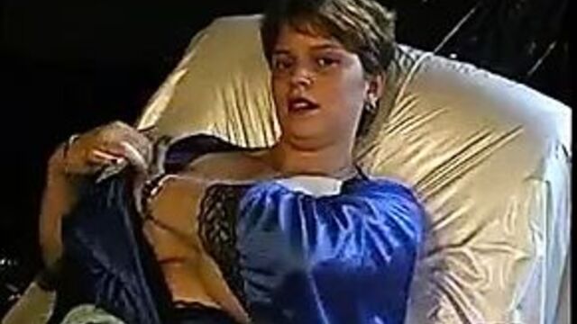 Соло с огромными сиськами