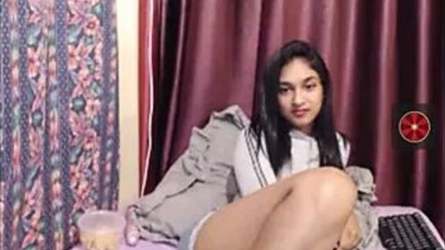 Индийское обнаженное шоу с бумом