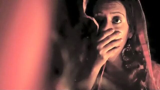 Mrinalini ChatterJee, обнаженная сцена