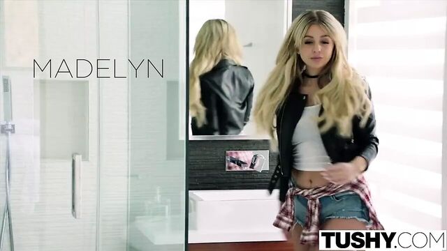 Tushy, когда закончишь с моей мачехой, проникни в мою комнату