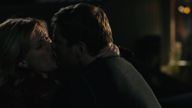 Anna Paquin - сцены секса - Bellevue (без музыки)