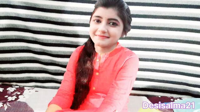 Тугую киску индийской дези бхабхи трахнули раком. Задница Salma крупным планом