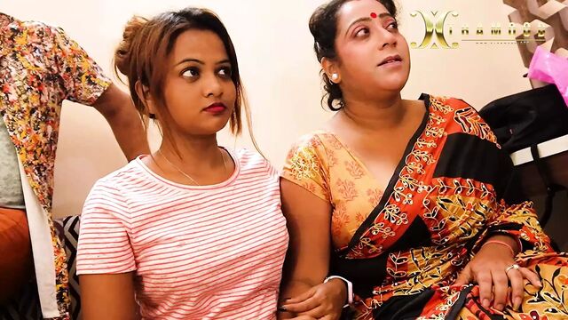 Грязную сексуальную тетушку с большими сиськами жестко трахнули