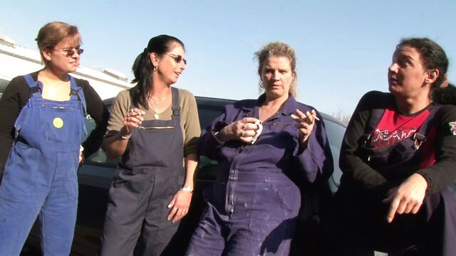 Милфы работницы за работой, эпизод 1