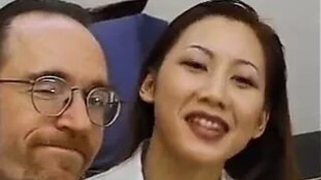 Корейку Chrissy Lee засадил черный мужчина