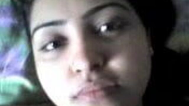 Бангладешская любовница с подругой по-домашнему