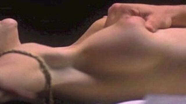 Alyssa Milano и Victoria Beckham обнаженные в HD!