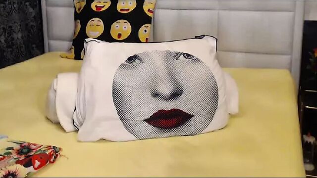 Бесплатный бесплатный секс-чат с happywomanon d112