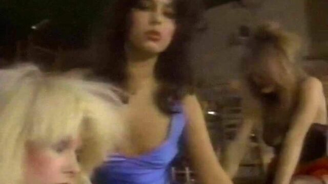 Я хочу быть свободной - винтажная британка 80-х, эротика