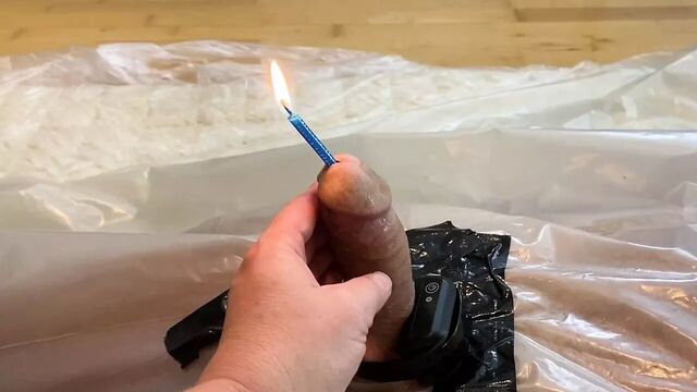 Обращение с кусок дерьма от госпожи домина, апрель