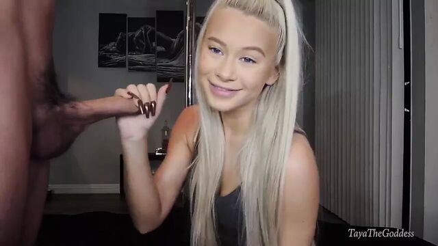 (IWC) TTG Taya - красивая богиня получает сперму куколда на сиськи - инструкция по дрочке