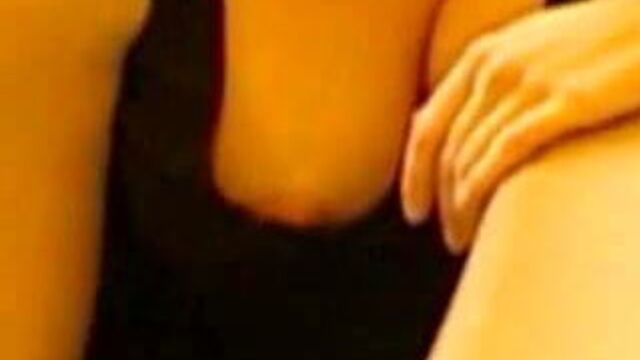 Lucie Laurie, упс