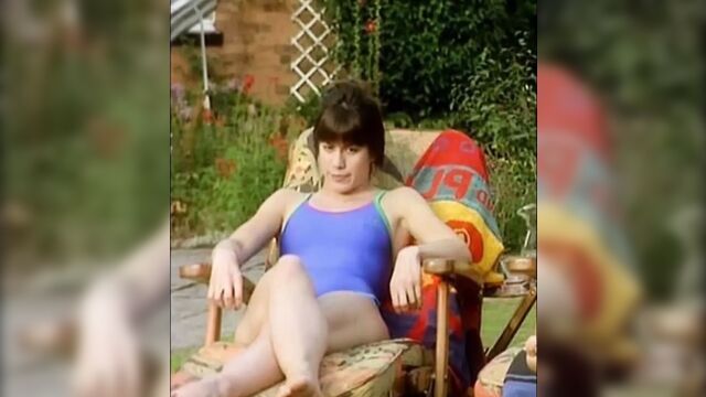 Трахающиеся женщины доктора Martin, Louisa и Elaine!