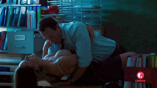 Merritt Patterson - сексуальное обнаженное в нижнем белье