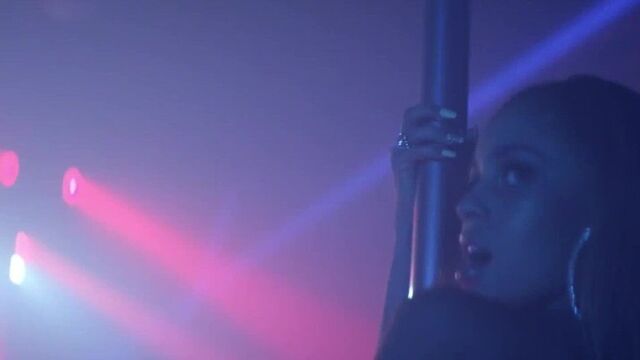 Vanessa Morgan Riverdale делает стриптиз для Keke Palmer !!!!