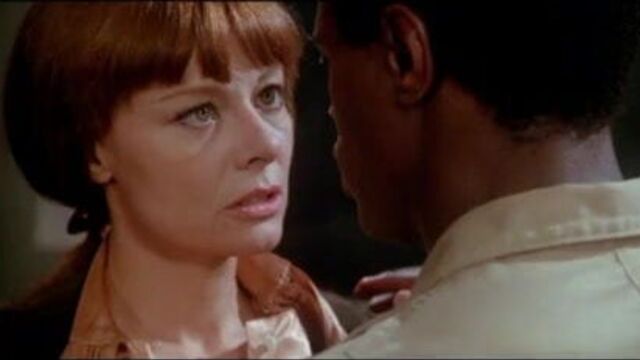 Черный смотритель и белая учительница - эротический межрасовый секс