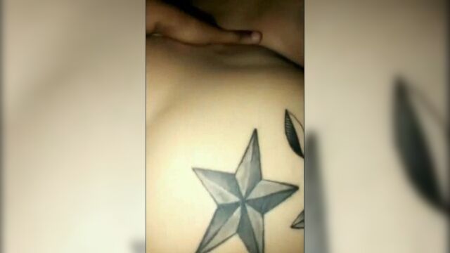 Snapchat в тройничке с двумя девушками и кримпай.