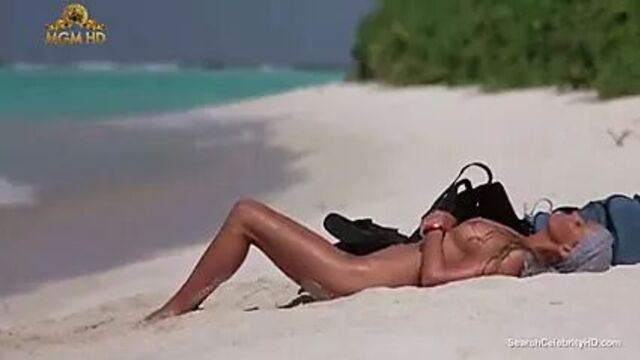 Bo Derek обнаженная - призраки не могут этого сделать