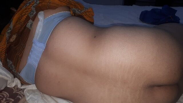 Сводная сестра флиртует и романтически трахается с дези твоя королеваbeq