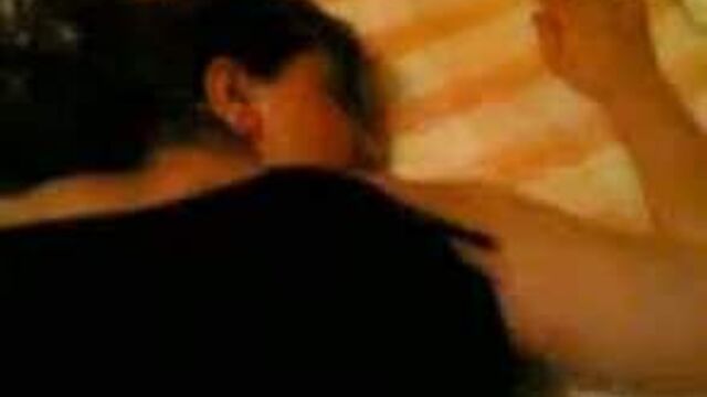 Арабскую пухлую трахнул возбужденный любовник