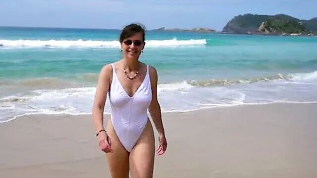 Сексуальная милфа