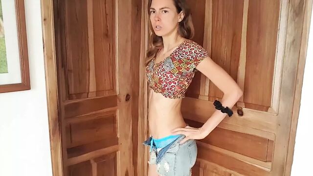 Стриптиз и оргазм со сквиртом