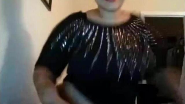 Стройная толстушка, но она такая симпатичная (чертовски хорошо)