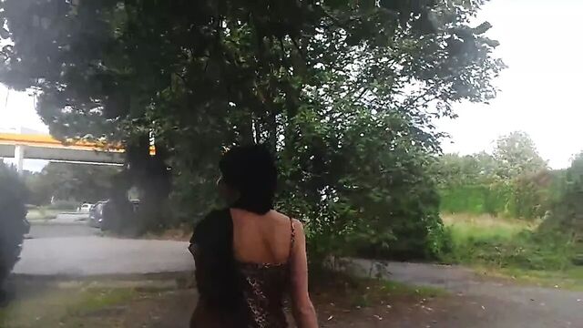 Zhuzha - outddor bukkake