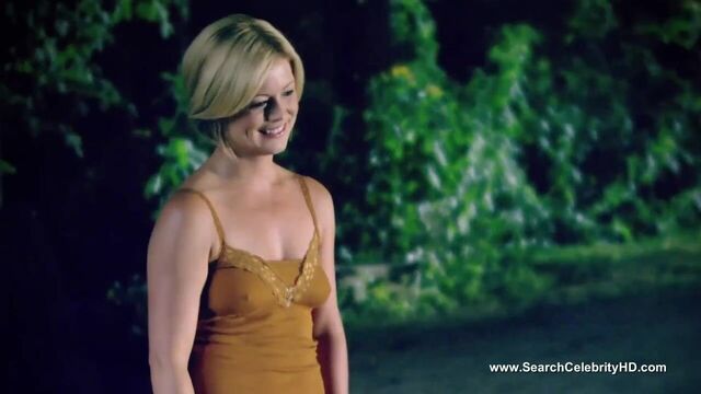 Kim Poirier обнаженная - тихая, но смертельная (2010)