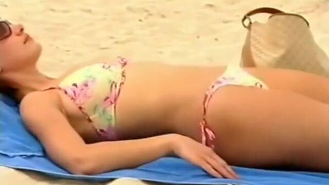 Kirsty Gallacher - сексуальная в фотосессии