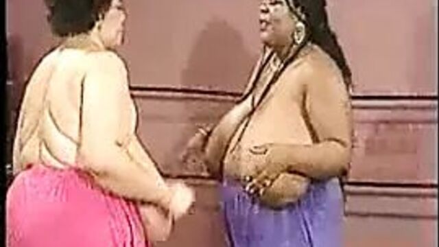 Cajun queen & twin towers