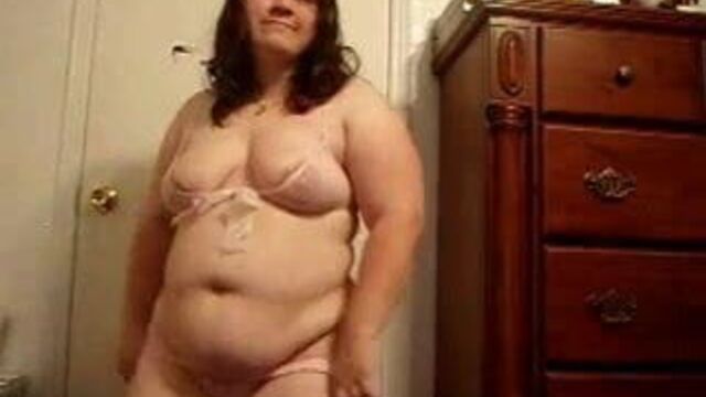 Fat BBW ex GF with big tits love showing her body on cam
