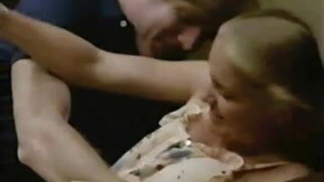 Karen Young - глубоко в сердце