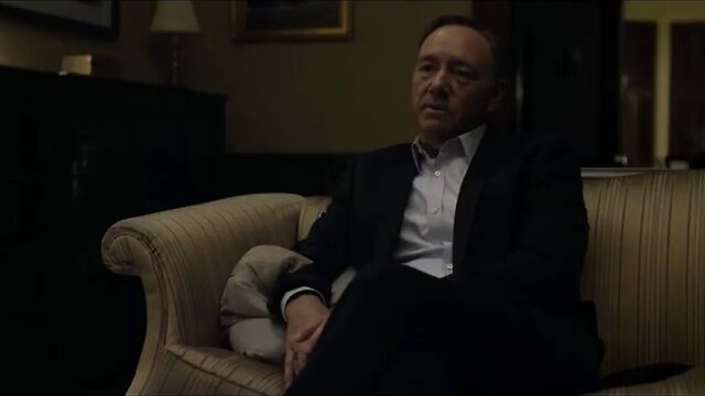 Kristen Connolly - карточный домик