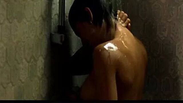 Lea Drucker и Emma De Caunes обнаженные