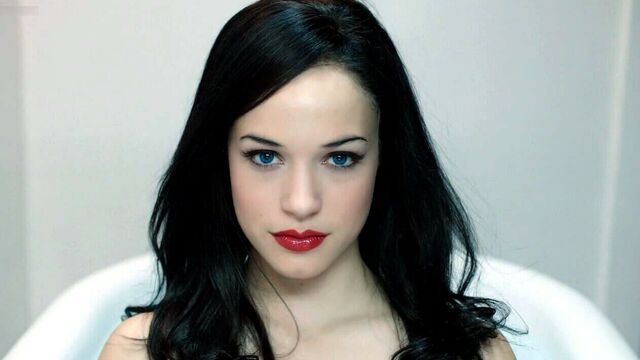 Alexis Knapp - обнаженный секс