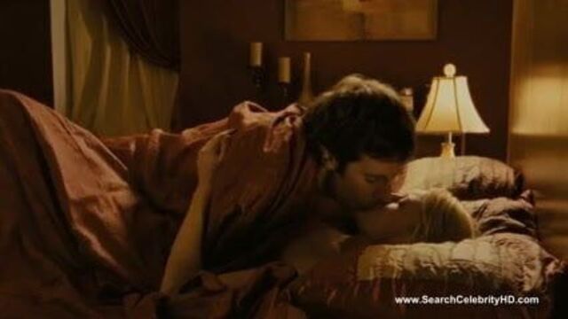 Sonja Bennett обнаженная - молодые люди трахаются