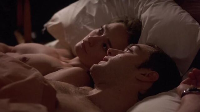 Elina Lowensohn - распространенное лицо крокодилов