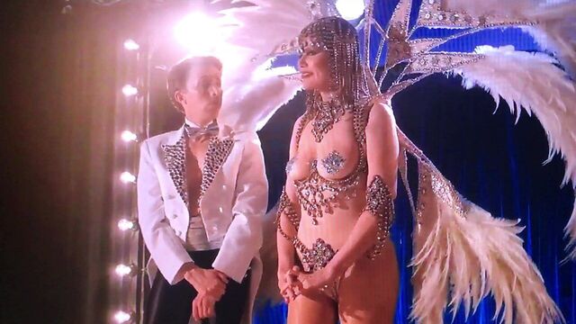 Сиськи Geena Davis