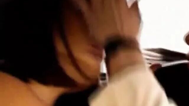 Salma Hayek и Jeanette Trippleton целуются