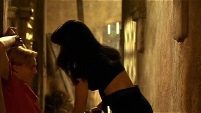 Aimee Graham и Rosie Perez в Perdita Durango