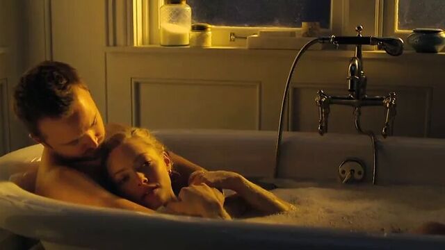 Amanda Seyfried - Fathers and Step Daughters (2015)